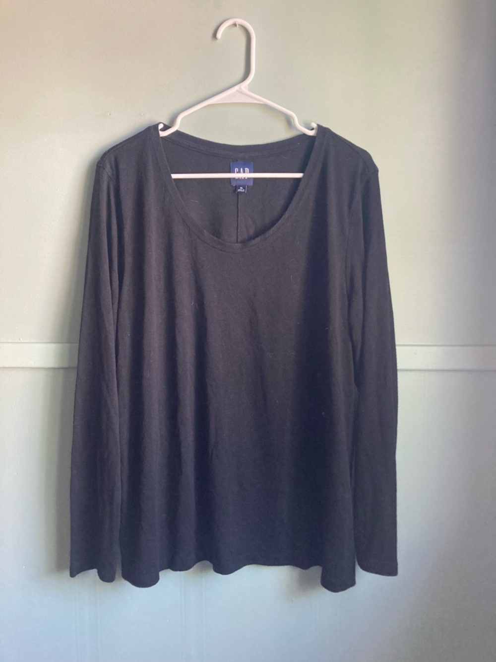 GAP Black Scoop Neck Long Sleeve Top Women’s XL